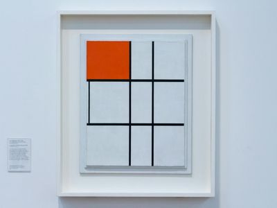 Minimalist composition showing rhythmic patterns and balance